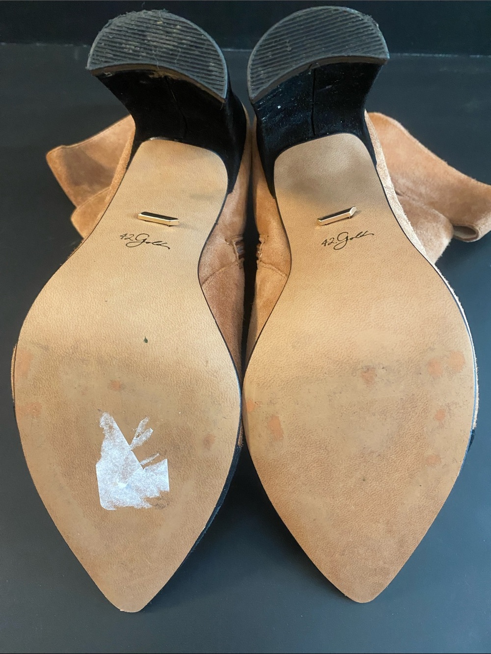 42. Gold Kiki Leather Suede Two Tone Heeled Pointed Toe Boots Tan Black Sz 7.5 - Picture 6 of 12